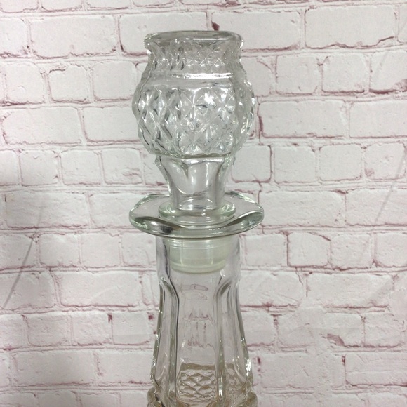 Vintage Anchor Hocking Wexford Clear Glass Decanter with Stopper - Picture 2 of 13